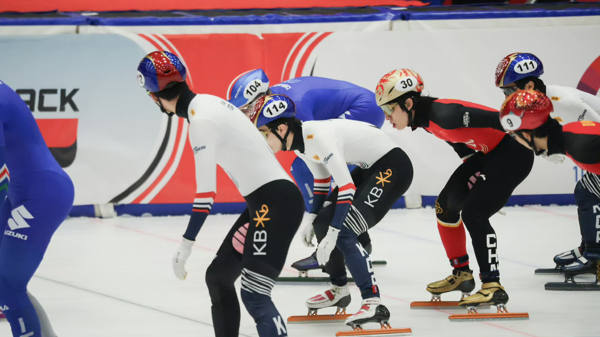 China tops 5000m relay, Liu Shaoang advances in Short Track World Tour