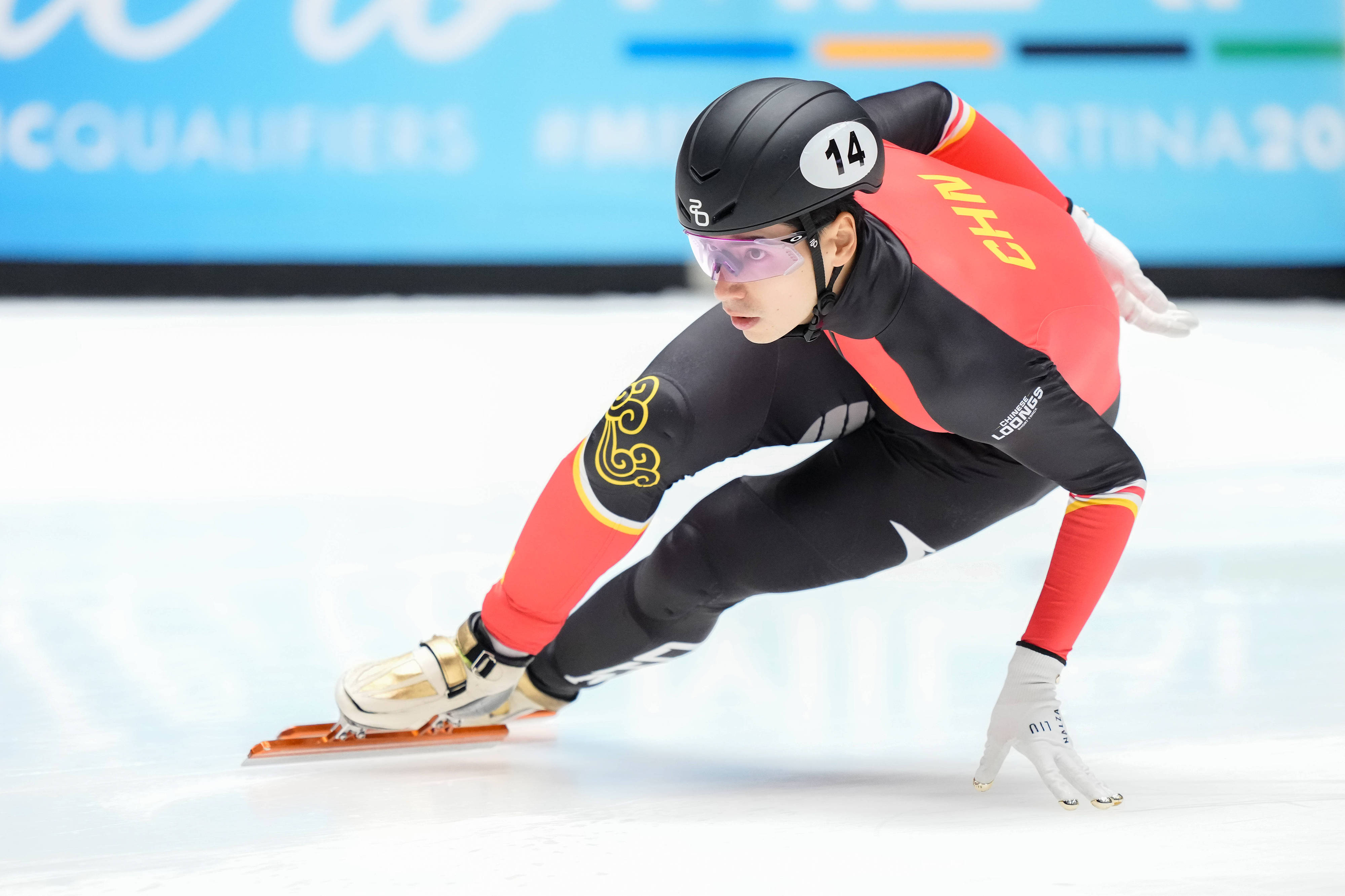 Shaoang Liu of China during the ISU Short Track World Tour 4 at the Sportboulevard in Dordrecht, Netherland, November 28, 2025. /VCG