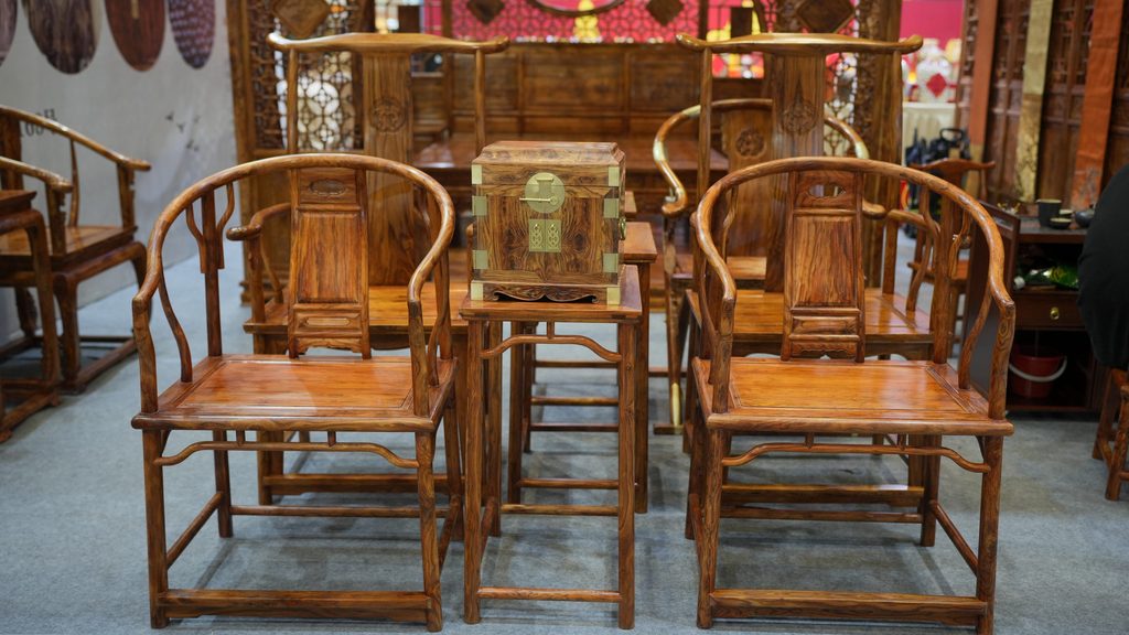 Exhibits are seen on display at the second Hainan Agarwood and Huanghuali International Trade Fair in Haikou, Hainan Province, on Nov. 28, 2025. /VCG