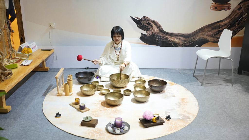 Exhibits are seen on display at the second Hainan Agarwood and Huanghuali International Trade Fair in Haikou, Hainan Province, on Nov. 28, 2025. /VCG