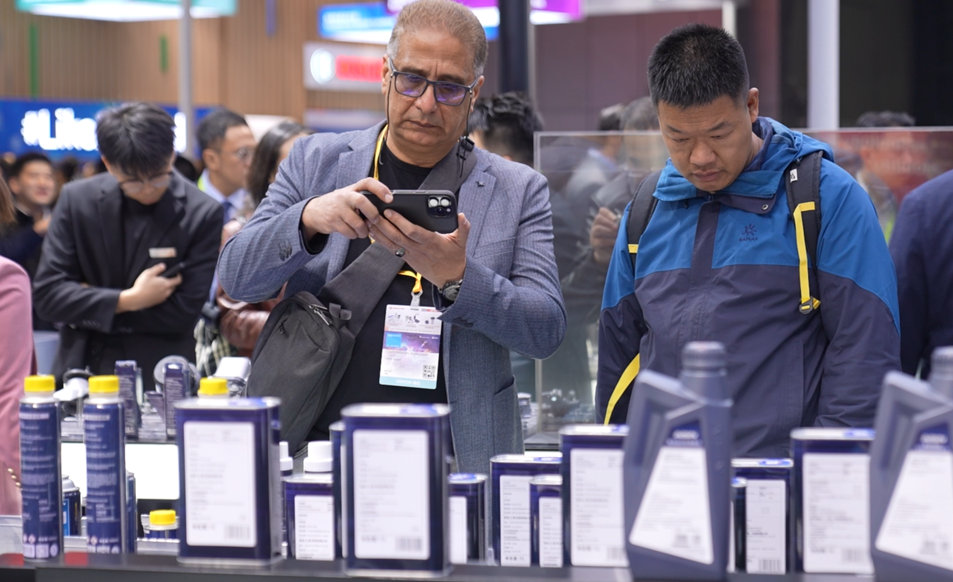 Automechanika Shanghai 2025 attracts more than 7,000 exhibitors from around the world. /CGTN