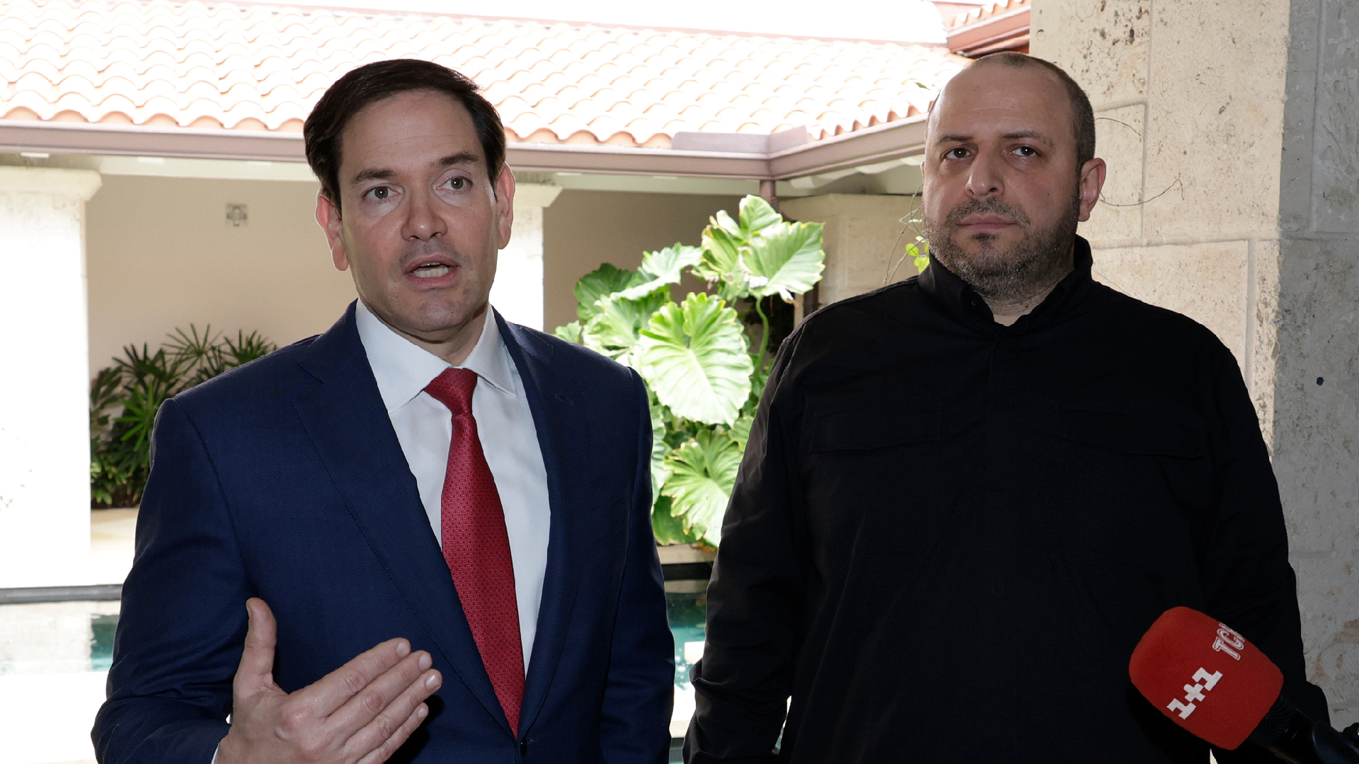 U.S. push for peace in Ukraine faces headwinds as talks continue