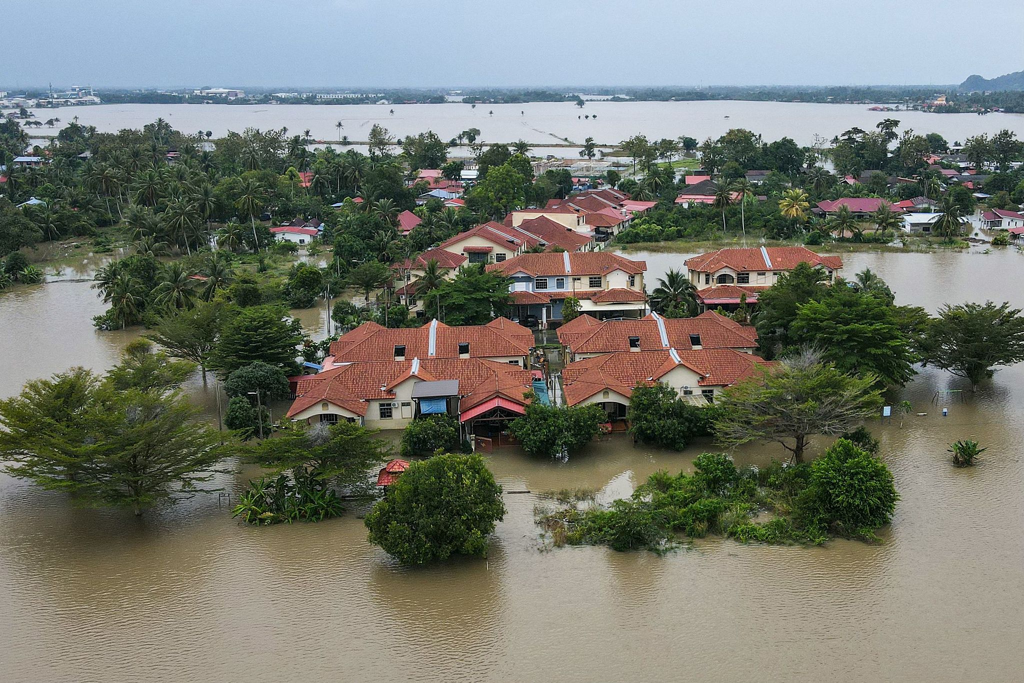 Residential areas surrounded by flood waters in Kangar in northern Malaysia's Perlis state on November 27, 2025. /VCG