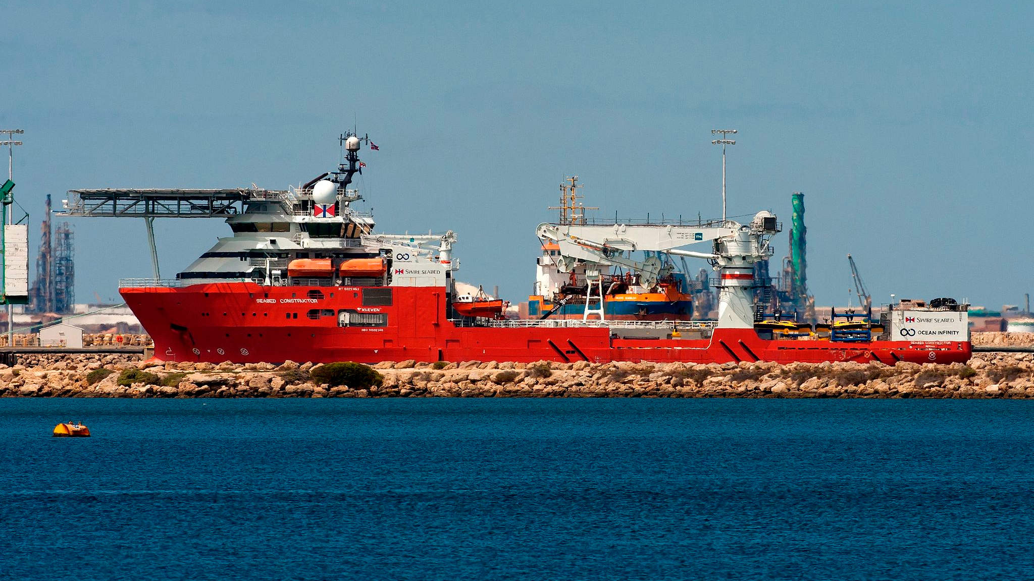 Malaysia says search for flight MH370 to resume in late December