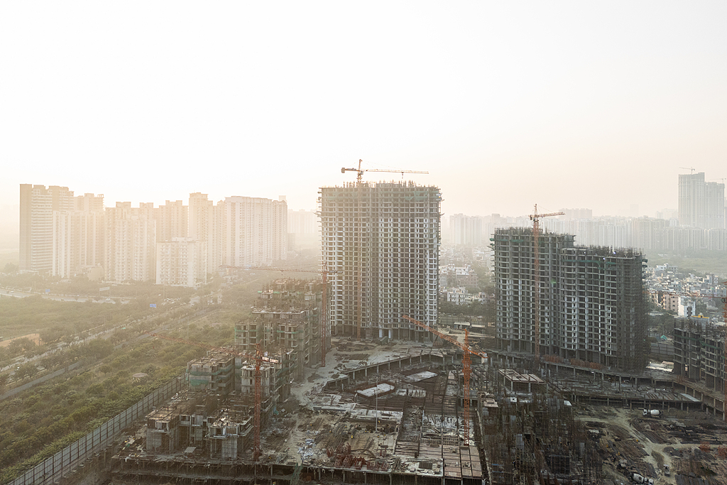 A view of buildings shrouded in haze caused by pollution on the outskirts of New Delhi, India, December 3, 2025. /CFP