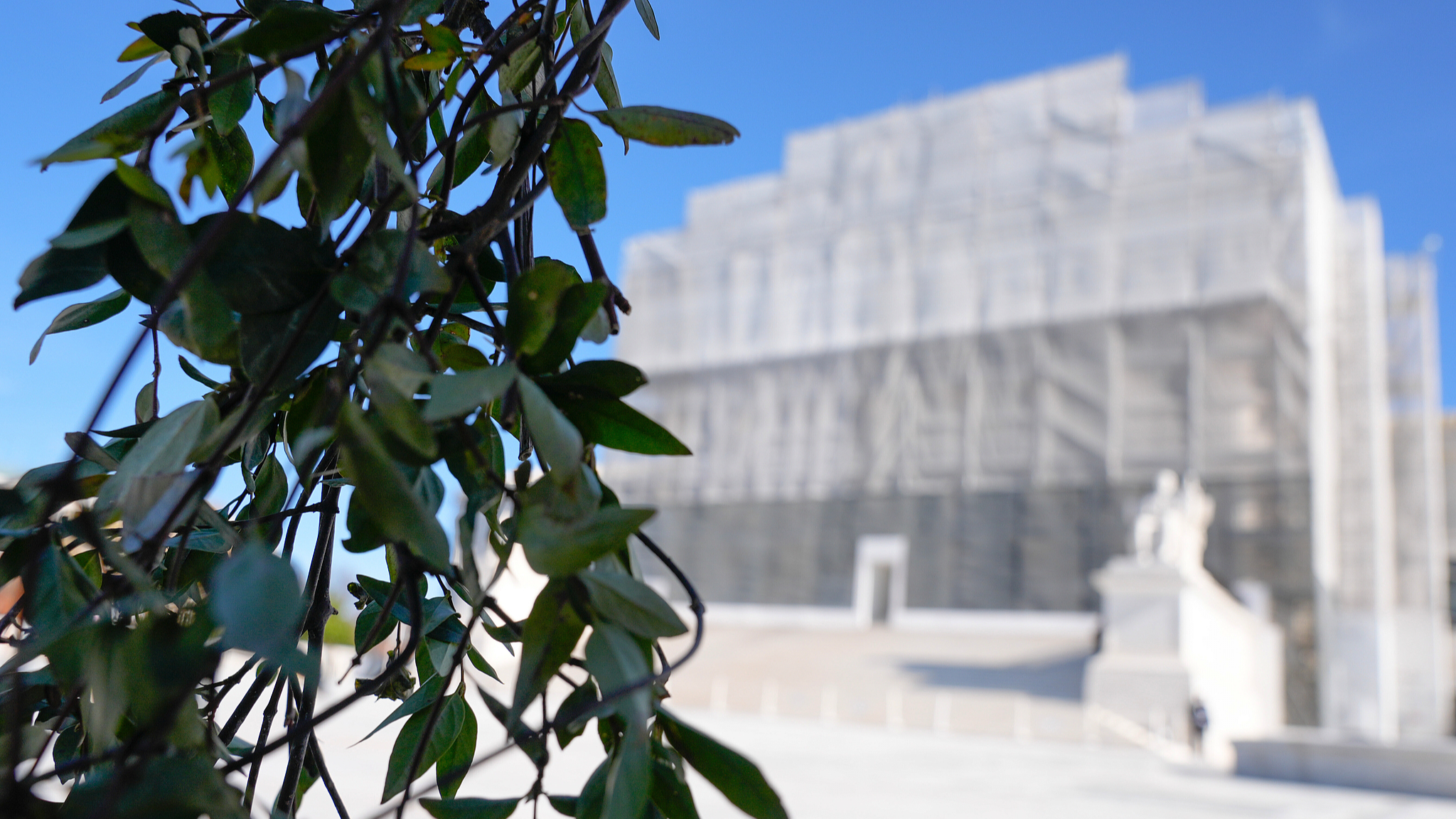 Construction on the front of the U.S. Supreme Court continues on November 24, 2025, in Washington. /VCG