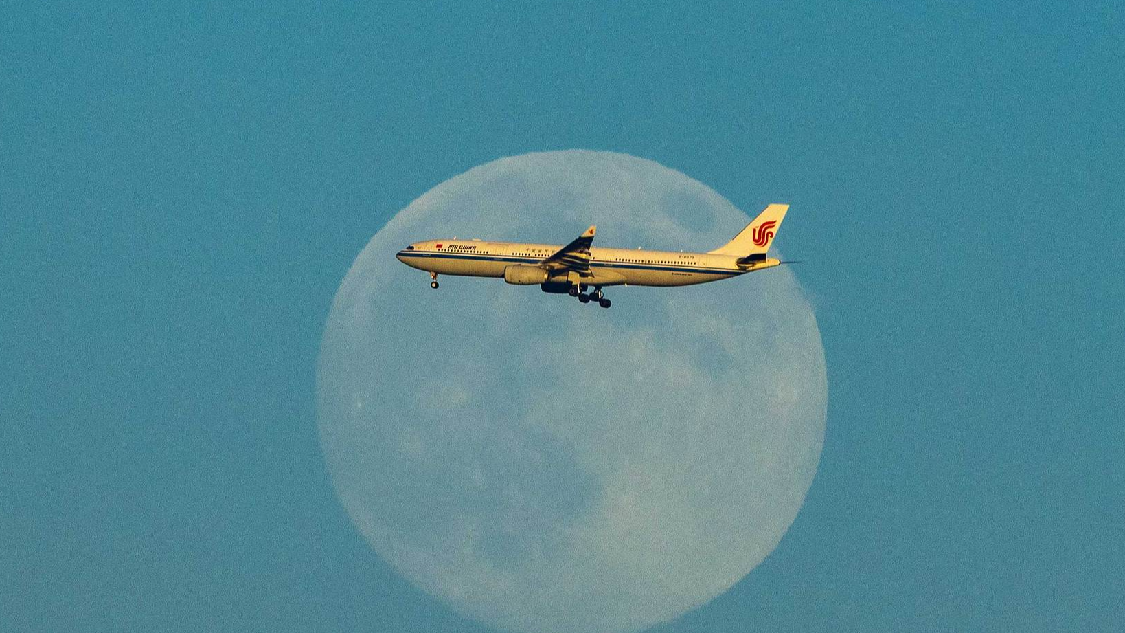 New China-Vietnam air route boosts links with ASEAN