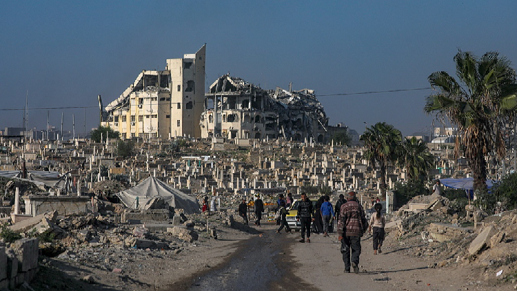 U.S. seeks move to Phase 2 as Hamas signals willingness to disarm