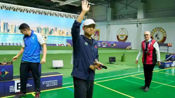 China's Li Yuehong defends rapid‑fire pistol title at ISSF World Cup