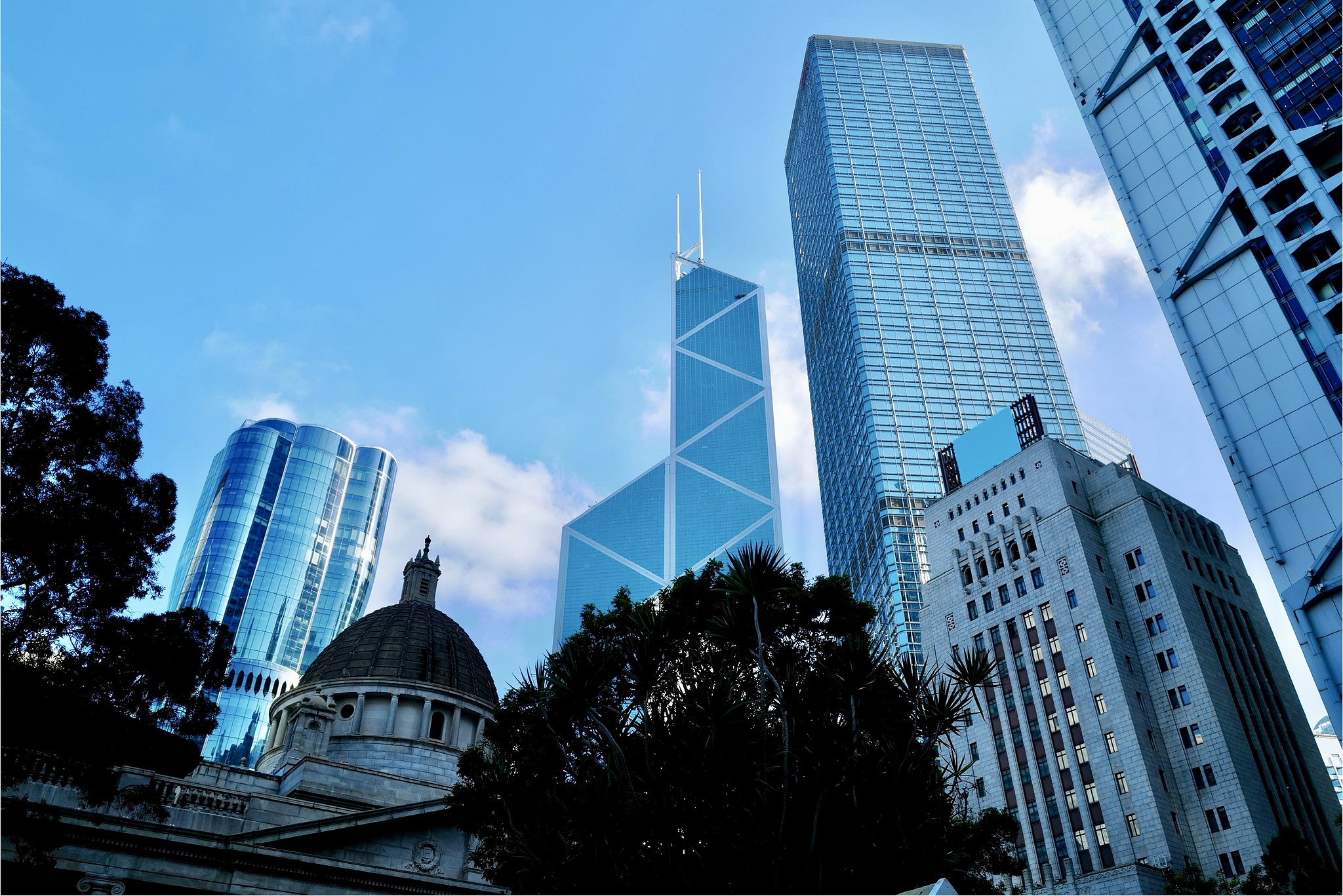 The Central Business District (CBD) of Central and the cityscape of Admiralty Road, Hong Kong SAR, China, November 8, 2025. /VCG