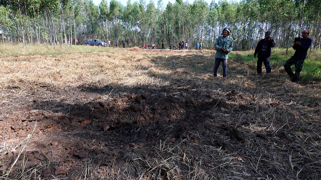 Cambodia-Thailand border clashes spread as death toll rises
