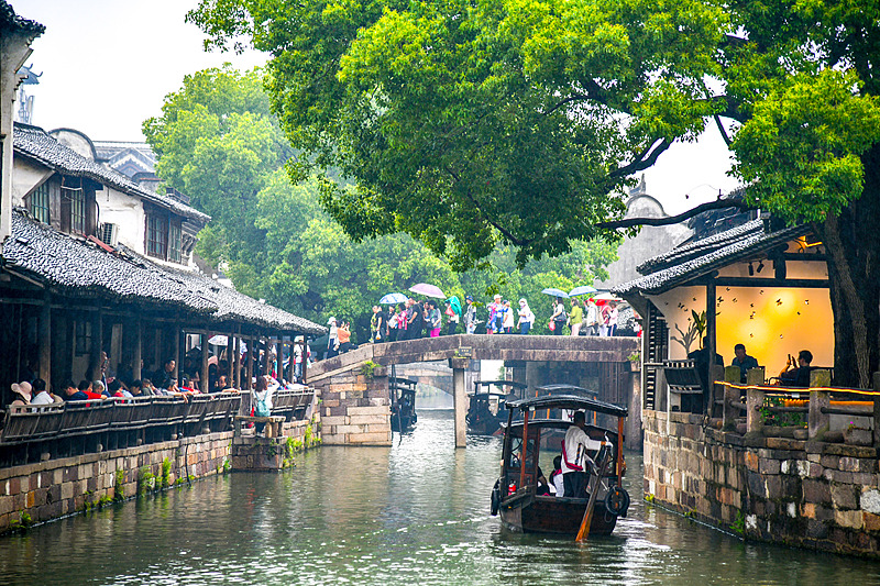 Photo features popular scenic spot in Wuzhen, east China's Zhejiang Province, May 16, 2025. /VCG