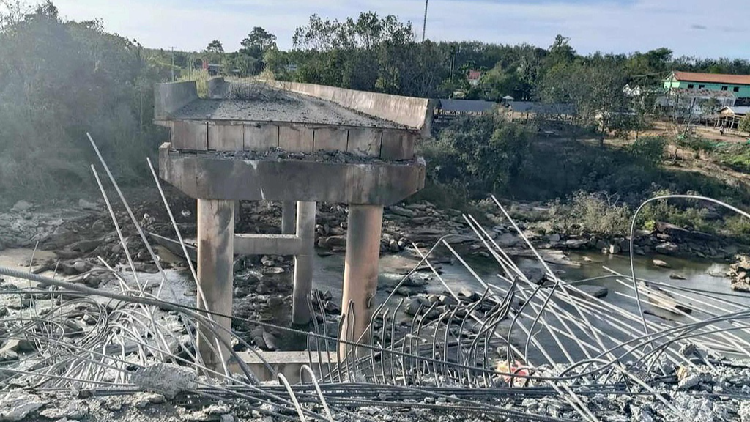 Cambodia welcomes ceasefire proposal as Malaysia, U.S. mediate