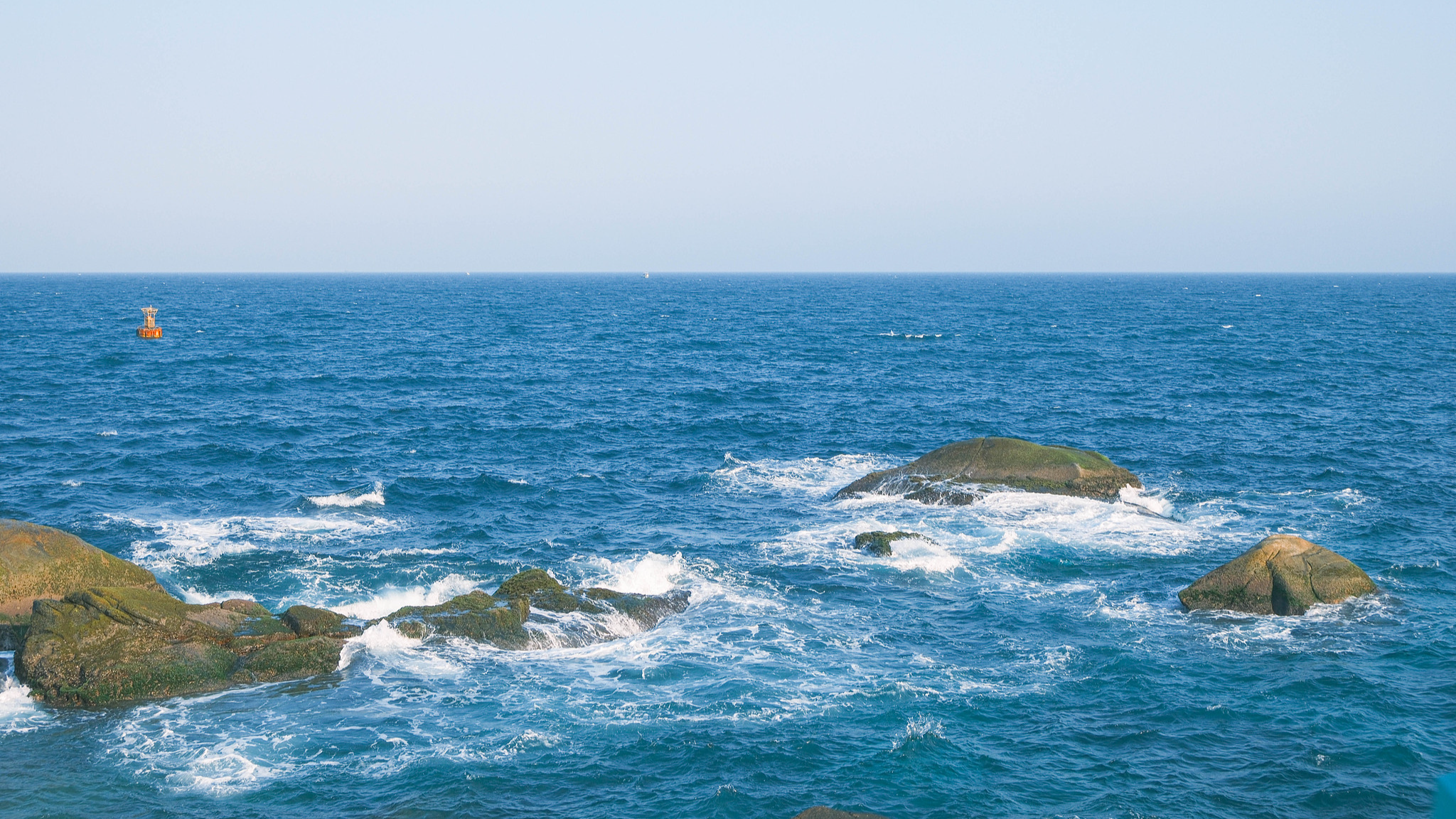 Live: Breathtaking scenery at Hainan's Wuzhizhou Island Tourist Area