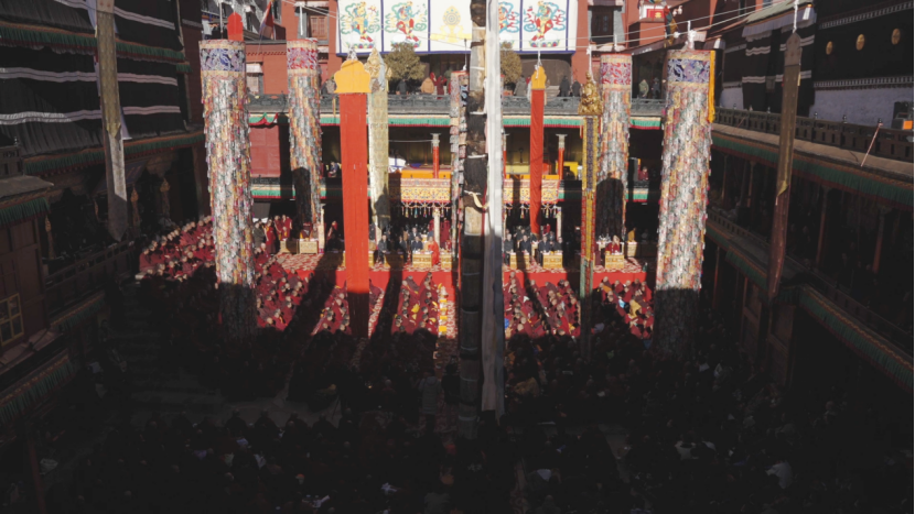 The gathering takes place in the courtyard of Tashilhunpo Monastery, Xigaze City, southwest China's Xizang Autonomous Region, December 9, 2025. /CGTN