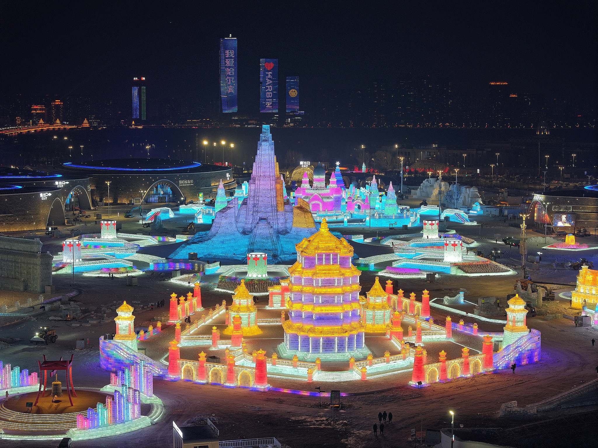 A night view of the lit Harbin Ice-Snow World. The world's largest ice and snow theme park will officially open on December 17 in Heilongjiang Province, northeast China, December 15, 2025. /VCG