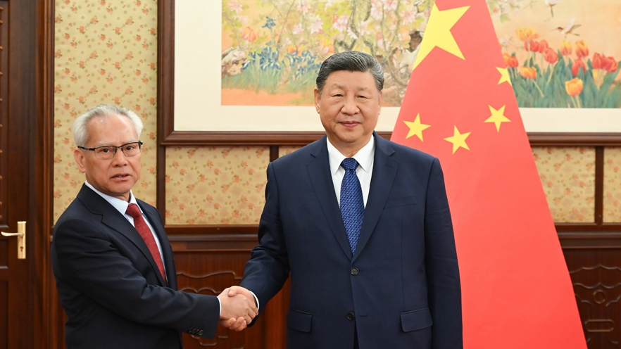 President Xi Jinping meets with Chief Executive of the Macao Special Administrative Region Sam Hou Fai, Beijing, December 16, 2025. /Xinhua