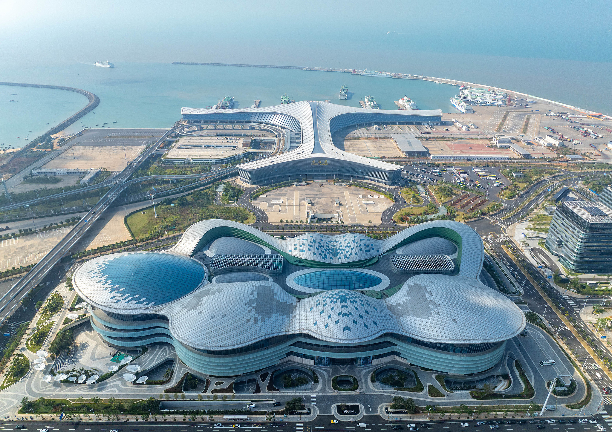 The Haikou International Duty-Free City (CDF Haikou) and Haikoui Xinhai Harbour, Haikou City, Hainan Province. /CFP