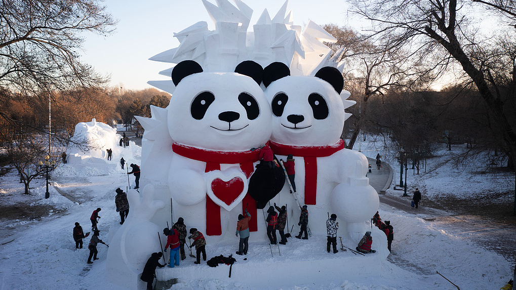 Ice and easy: Over 260 snow sculptures ready for Harbin expo opening