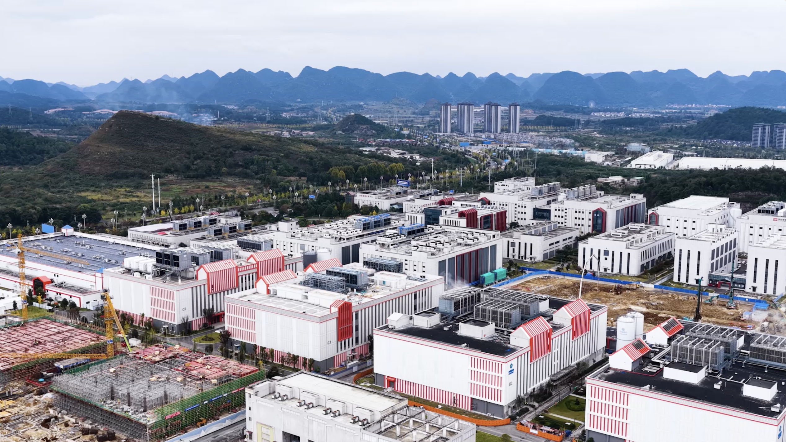 A view of China Mobile's data center in Guian New Area, Guizhou, Guiyang Province, China, October 30, 2025. /CGTN