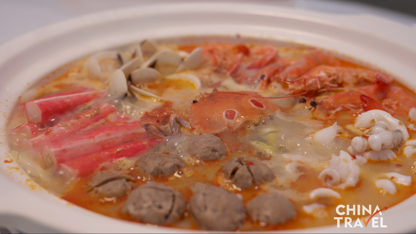 Local cuisine in Lingshui/CGTN