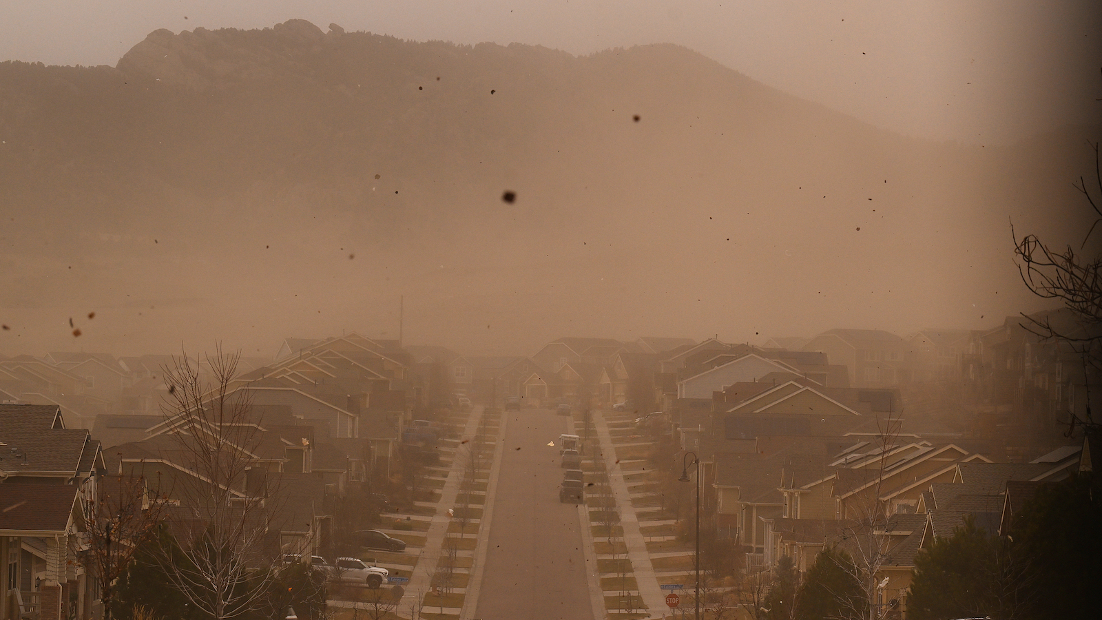 Storms batter western U.S., cut power to around 750,000 customers