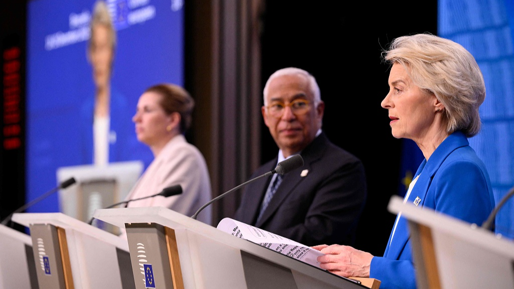 European Commission President Ursula von der Leyen (R) speaks as European Council President Antonio Costa (C) and Denmark's Prime Minister Mette Frederiksen listen during a press conference after the European Council meeting in Brussels, Belgium, December 19, 2025. /VCG