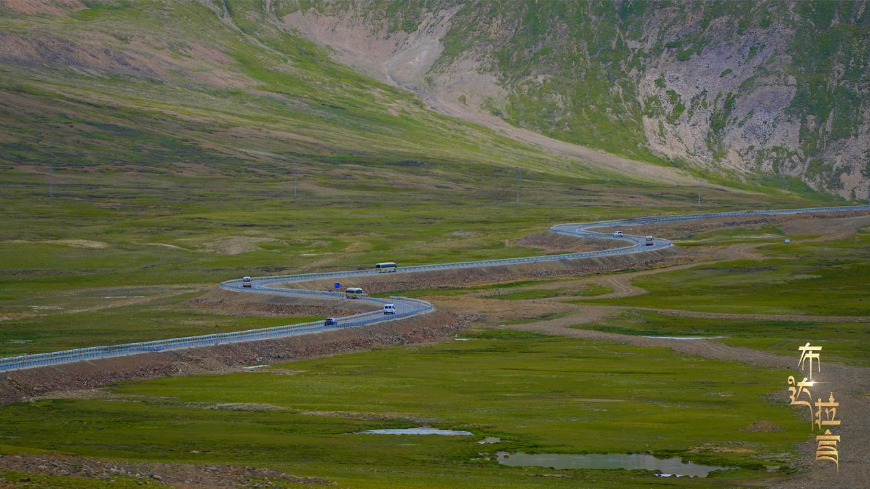 A section of the G219 National Highway to Cuomei County, Shannan City, southwest China's Xizang Autonomous Region. /CGTN