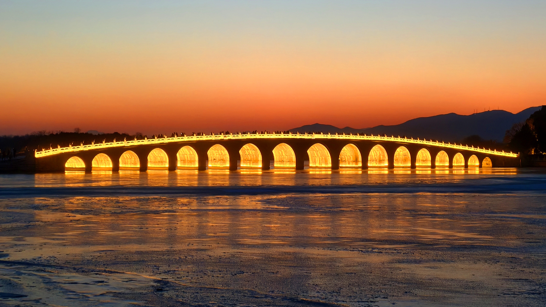A golden symphony: The structural rhythm of the Seventeen-Arch Bridge