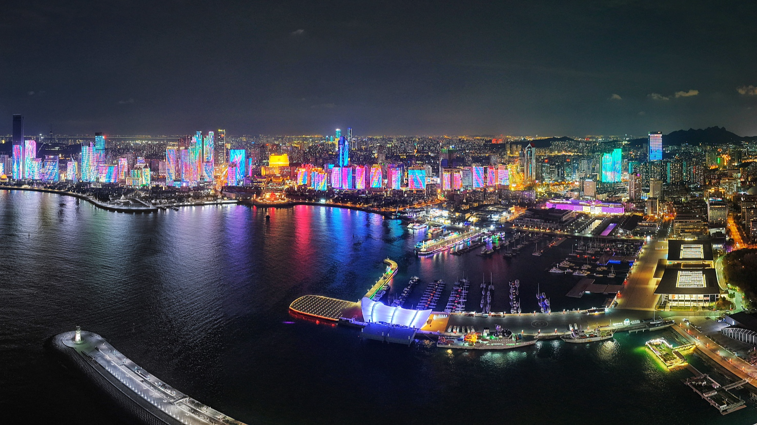Live: The enchanting night of Qingdao's Fushan Bay