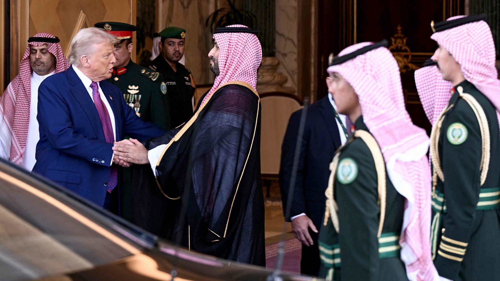 Crown Prince Mohammed bin Salman (C) greets U.S. President Donald Trump after a bilateral meeting in Riyadh on May 13, 2025. The U.S. and Saudi Arabia signed a major arms deal the same day. /VCG