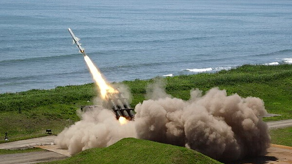 Japan's army test-fires a Type 88 surface-to-ship short-range missile at the Shizunai Anti-Air Firing Range on Japan's northern main island of Hokkaido in its first missile test on Japanese territory, June 24, 2025. /VCG