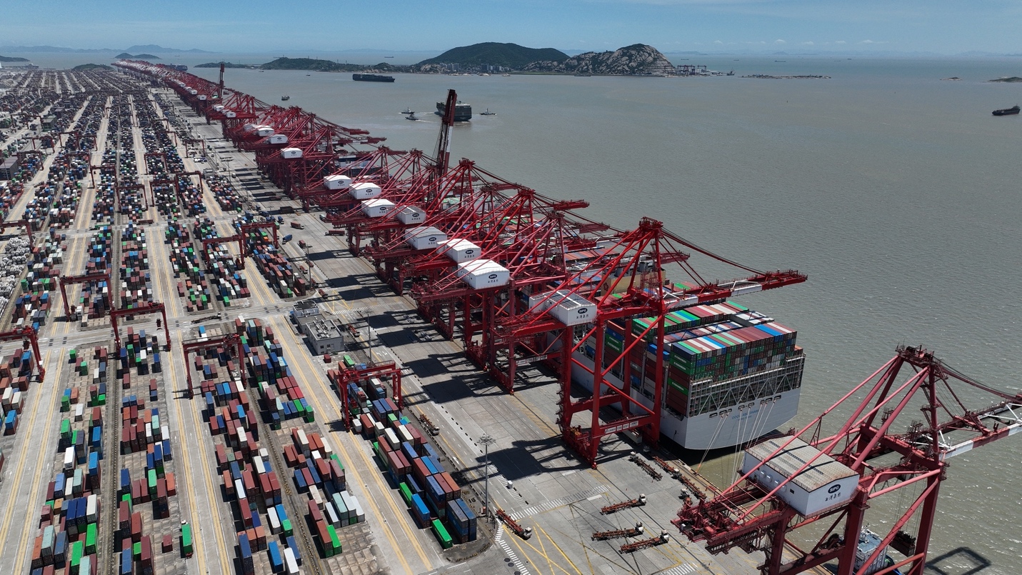 Yangshan Port's container terminal in Shanghai, China, July 22, 2024. /VCG