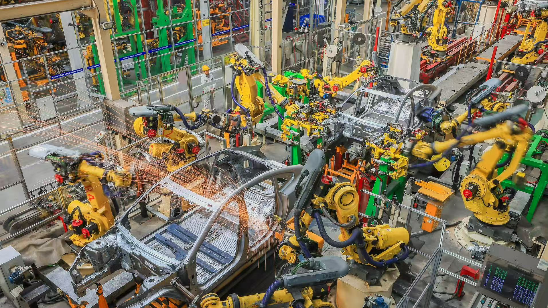 China's industrial profits maintained growth in Jan-Nov