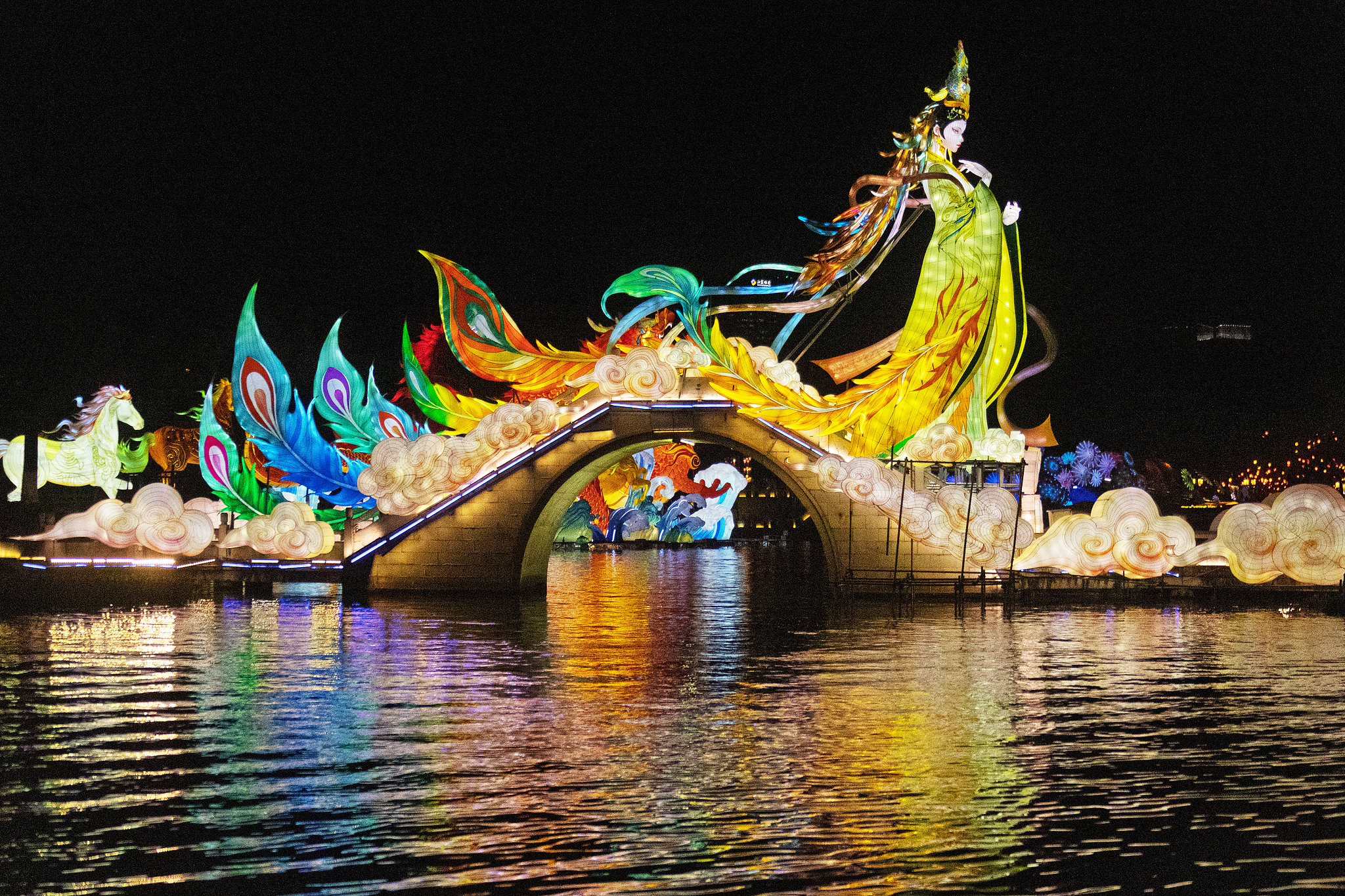 A view of the lantern art exhibition zone is seen at Bailuzhou Park in Nanjing, east China's Jiangsu Province, on December 26, 2025. /VCG