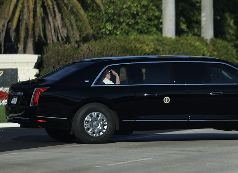 Trump leaves Trump International Golf Club for Mar-a-Lago club where he will meet Zelenskyy, December 27, 2025. /VCG