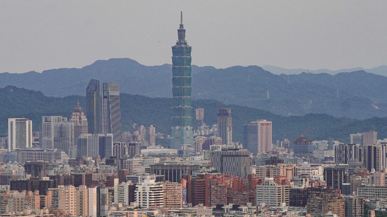 U.S. arms sales to Taiwan are draining not strengthening the island