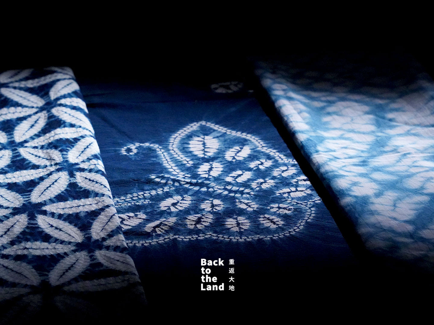 Traditional Dali tie-dye fabrics featuring intricate blue-and-white patterns are reimagined through modern design. /CGTN