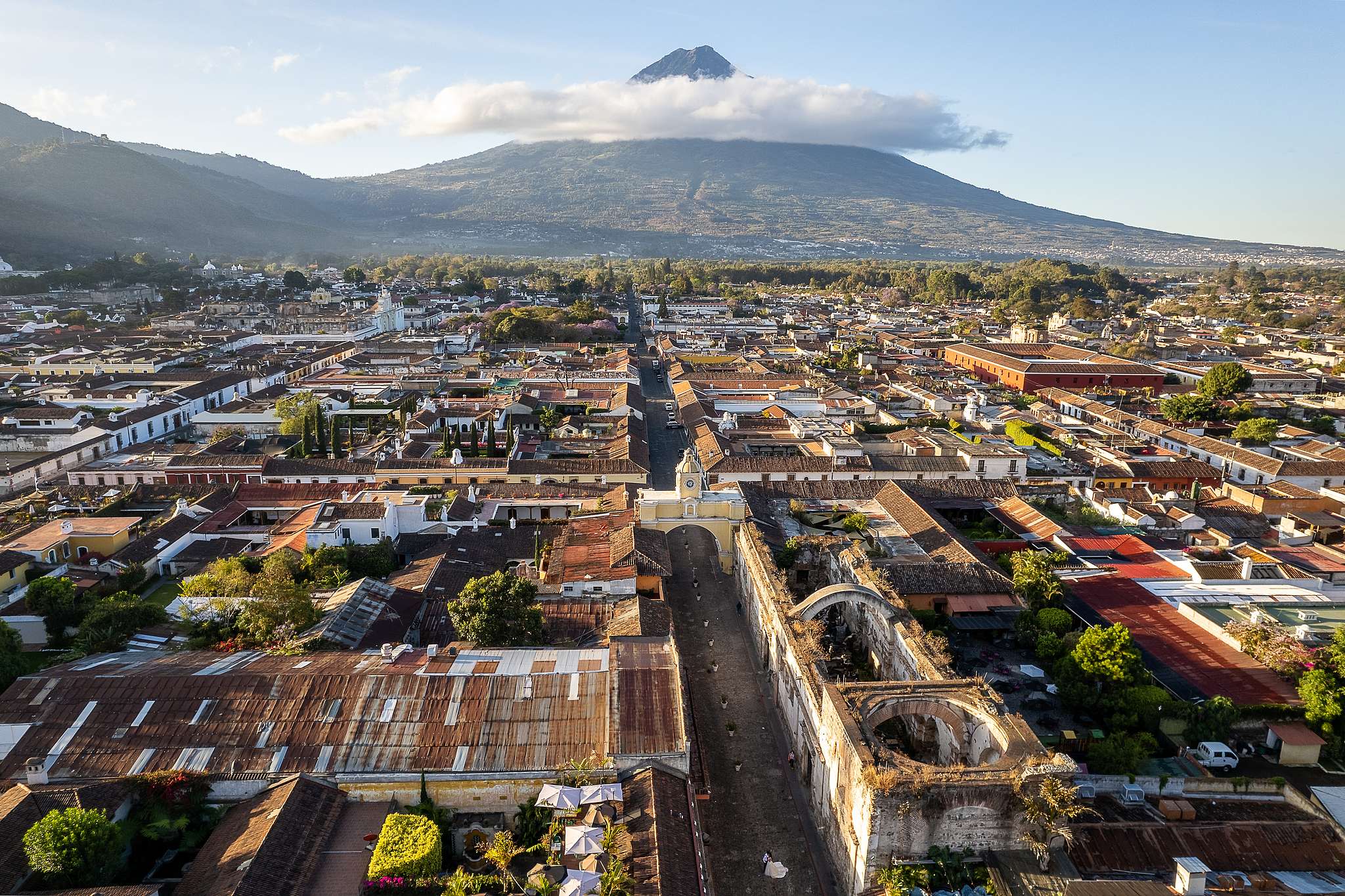 Aerial view of Antigua, Guatemala. /VCG