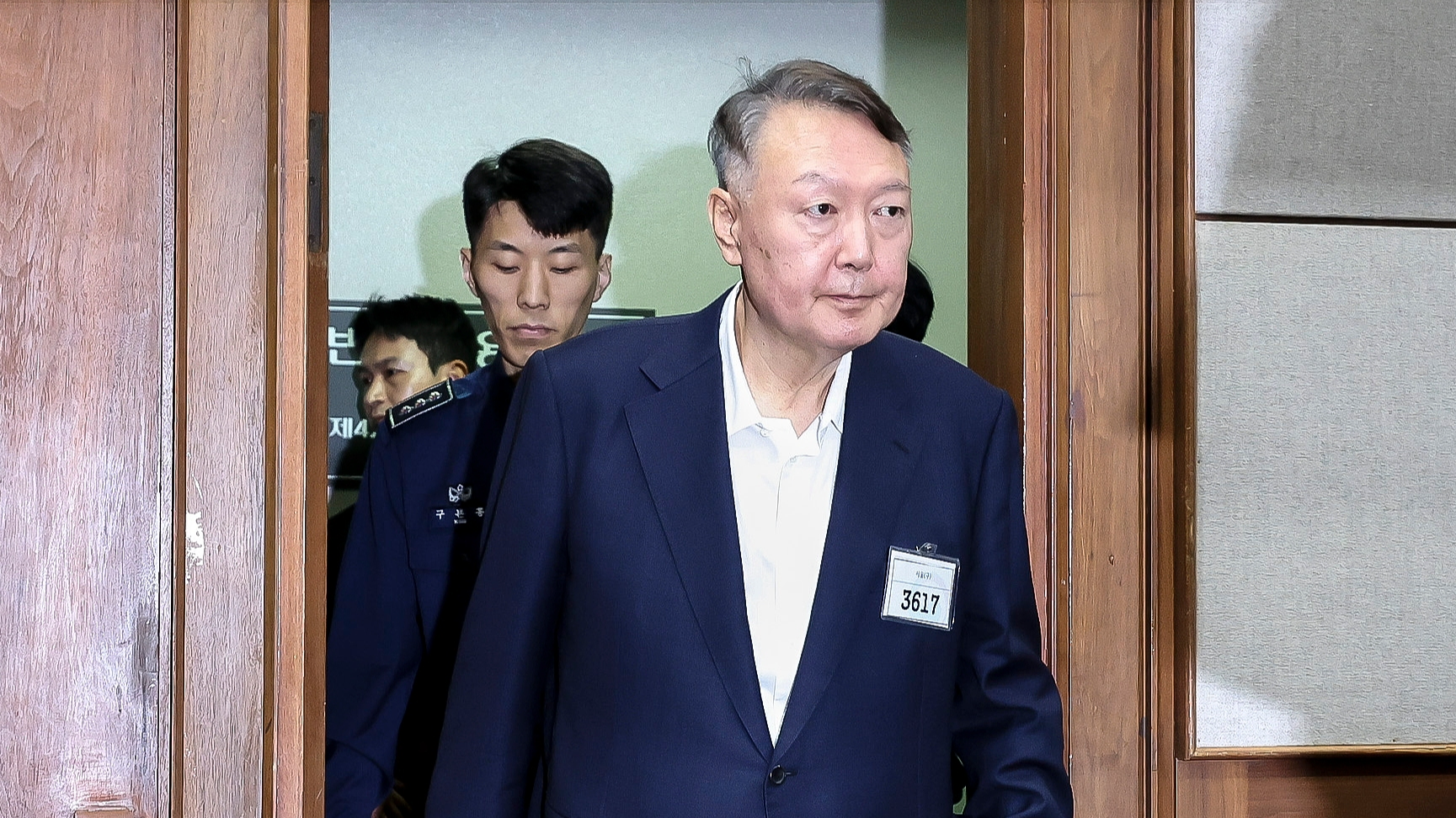 S. Korean court issues additional arrest warrant for ex-President Yoon