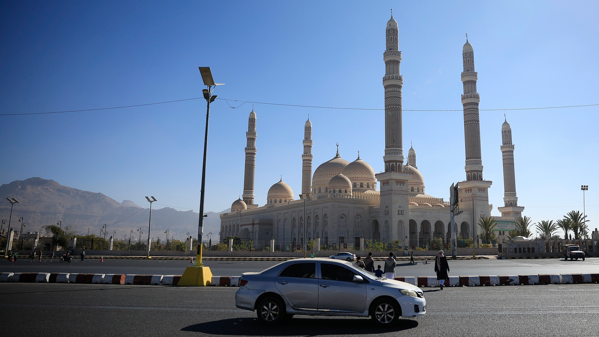 Saudi-backed Yemeni gov't launches operation against STC in Hadramout