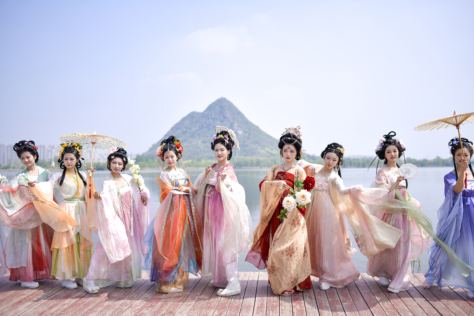Young women participate in a hanfu parade in Jinan, Shandong Province on April 13, 2024. /IC