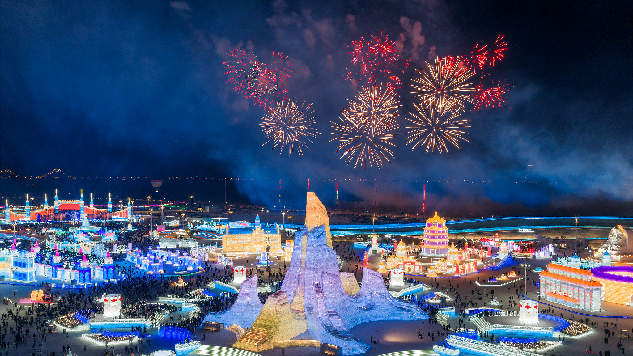 Fireworks light up the night sky at Harbin Ice and Snow World, Heilongjiang Province, China, December 31, 2025. /VCG
