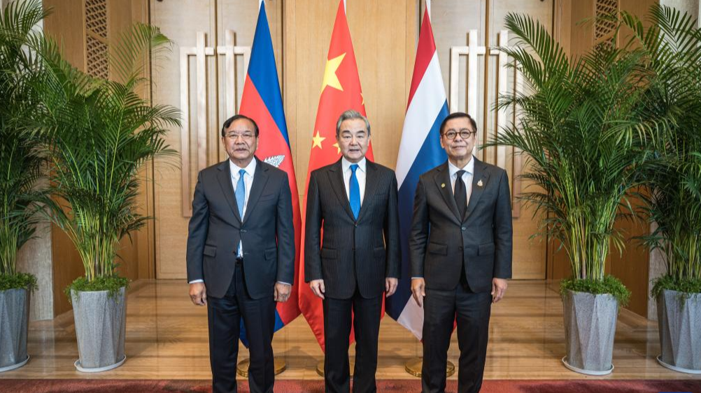 Chinese Foreign Minister Wang Yi, also a member of the Political Bureau of the Communist Party of China Central Committee, Prak Sokhonn, Cambodian Deputy Prime Minister and Minister of Foreign Affairs and International Cooperation, and Minister of Foreign Affairs of Thailand Sihasak Phuangketkeow attend the China-Cambodia-Thailand foreign ministers' meeting in Yuxi, southwest China's Yunnan Province, December 29, 2025. /Xinhua