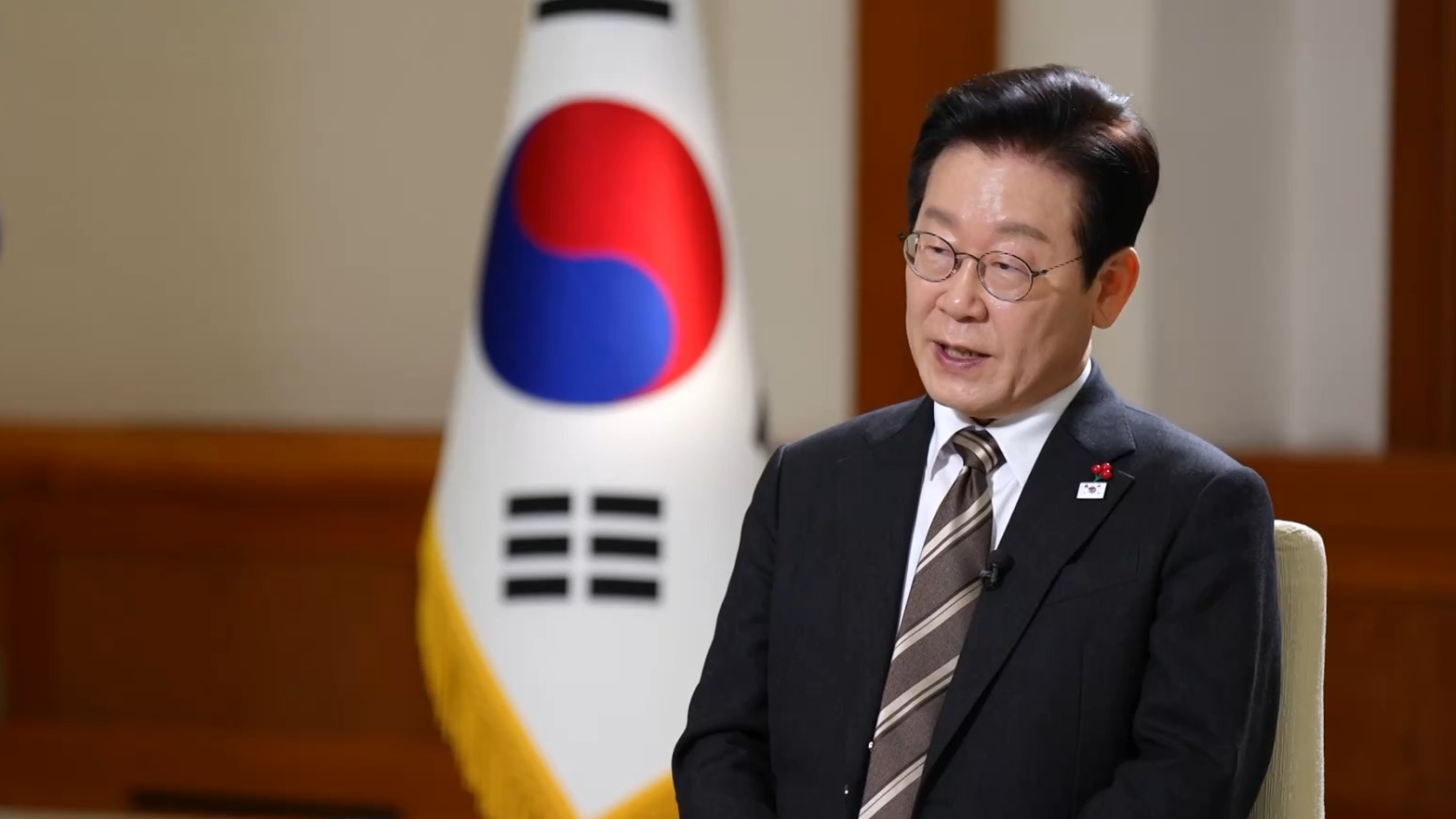 President of the Republic of Korea (ROK) Lee Jae Myung was interviewed by China Media Group (CMG) at Cheong Wa Dae, Seoul, ROK. /CMG