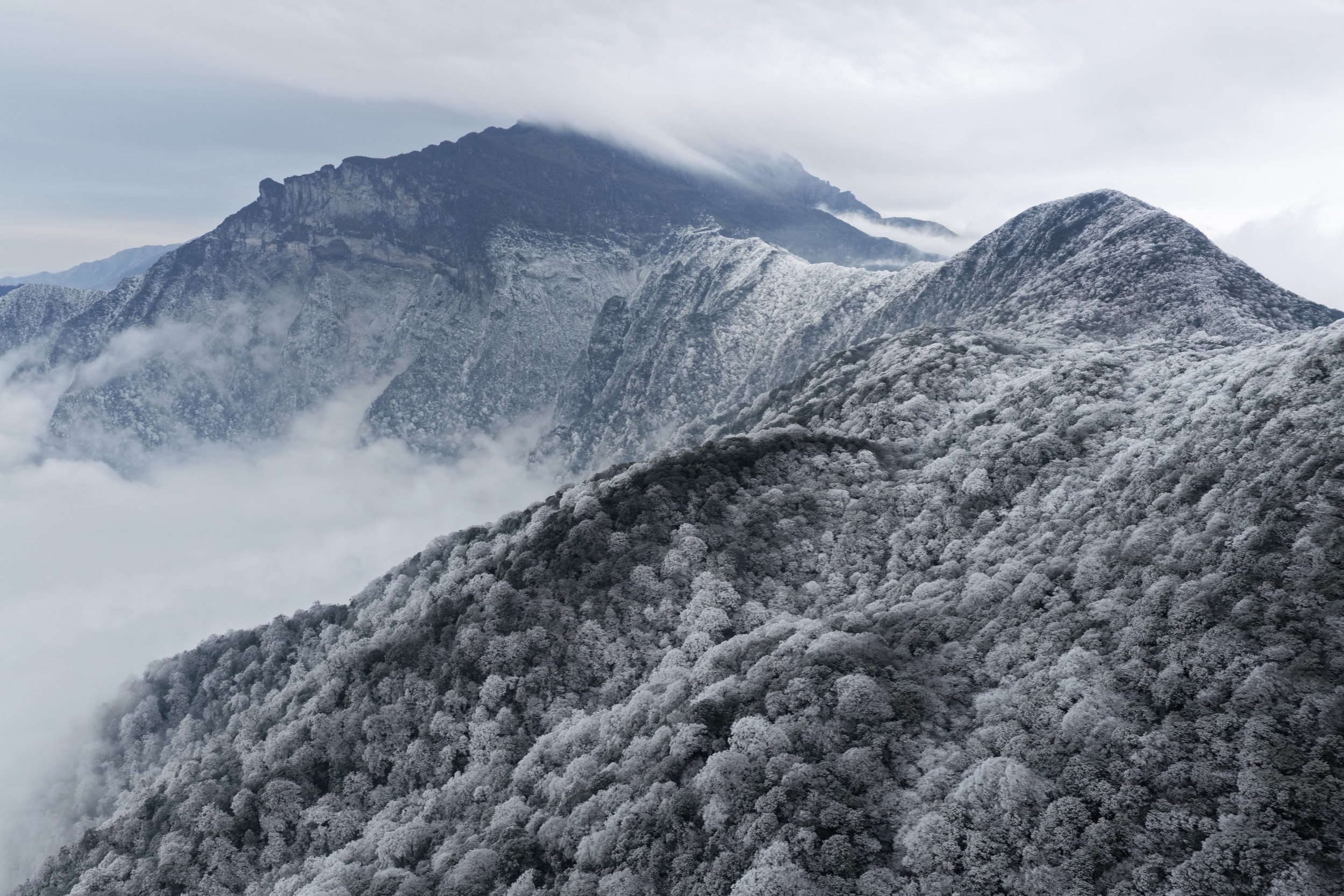 Mount Fanjing, a UNESCO World Natural Heritage site, is seen in Tongren, southwest China's Guizhou Province on January 2, 2026. /Tongren Media Convergence Center