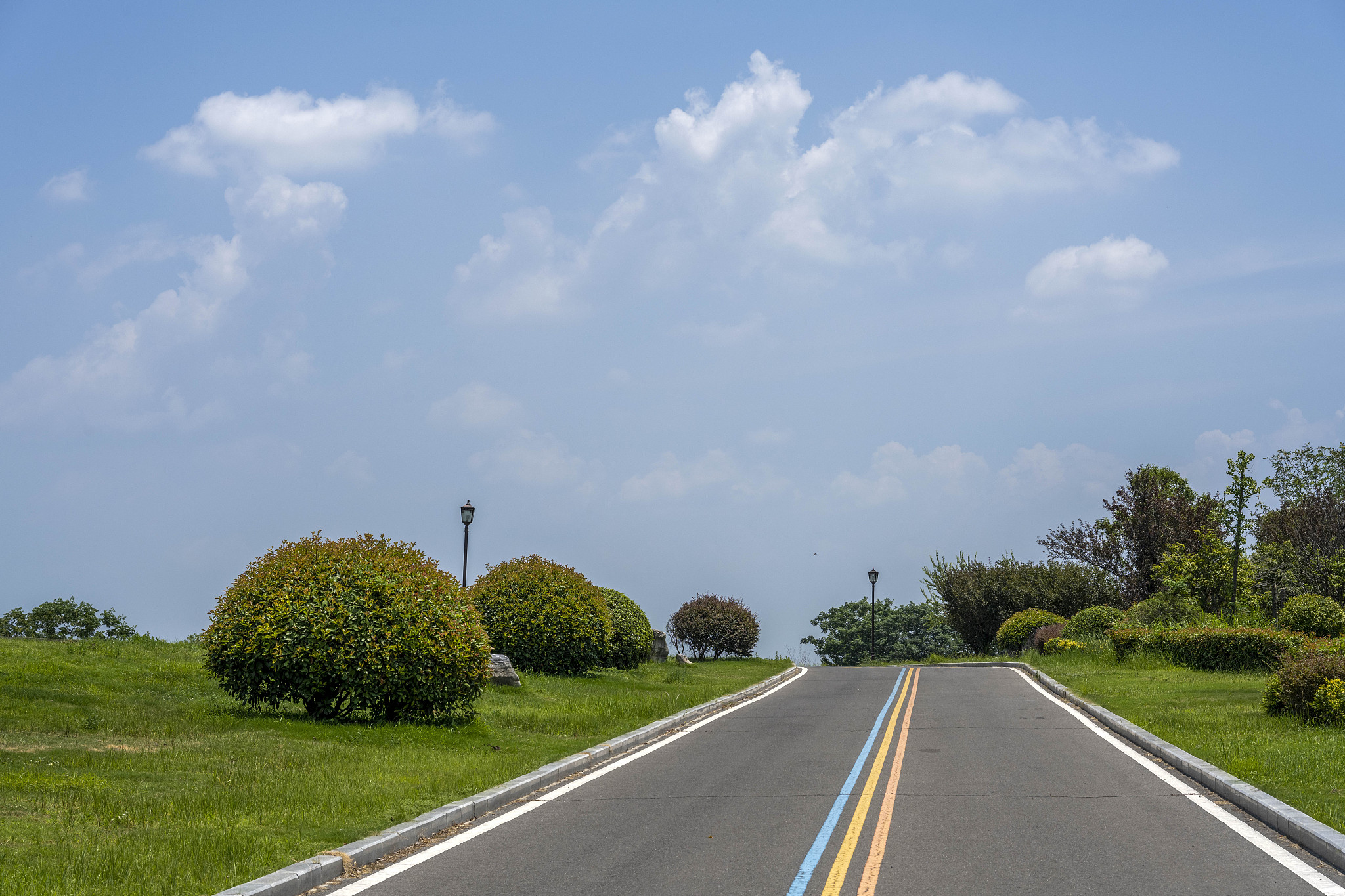 A sunny day in Xiangyang, Hubei Province, central China, July 14, 2025. /VCG