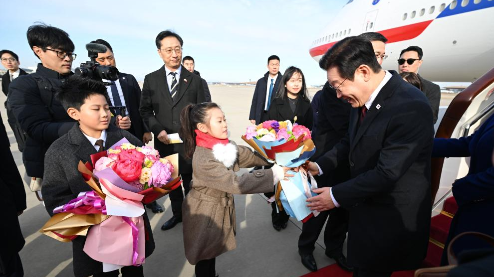President of the Republic of Korea Lee Jae Myung arrives in Beijing, capital of China, January 4, 2026. /Xinhua