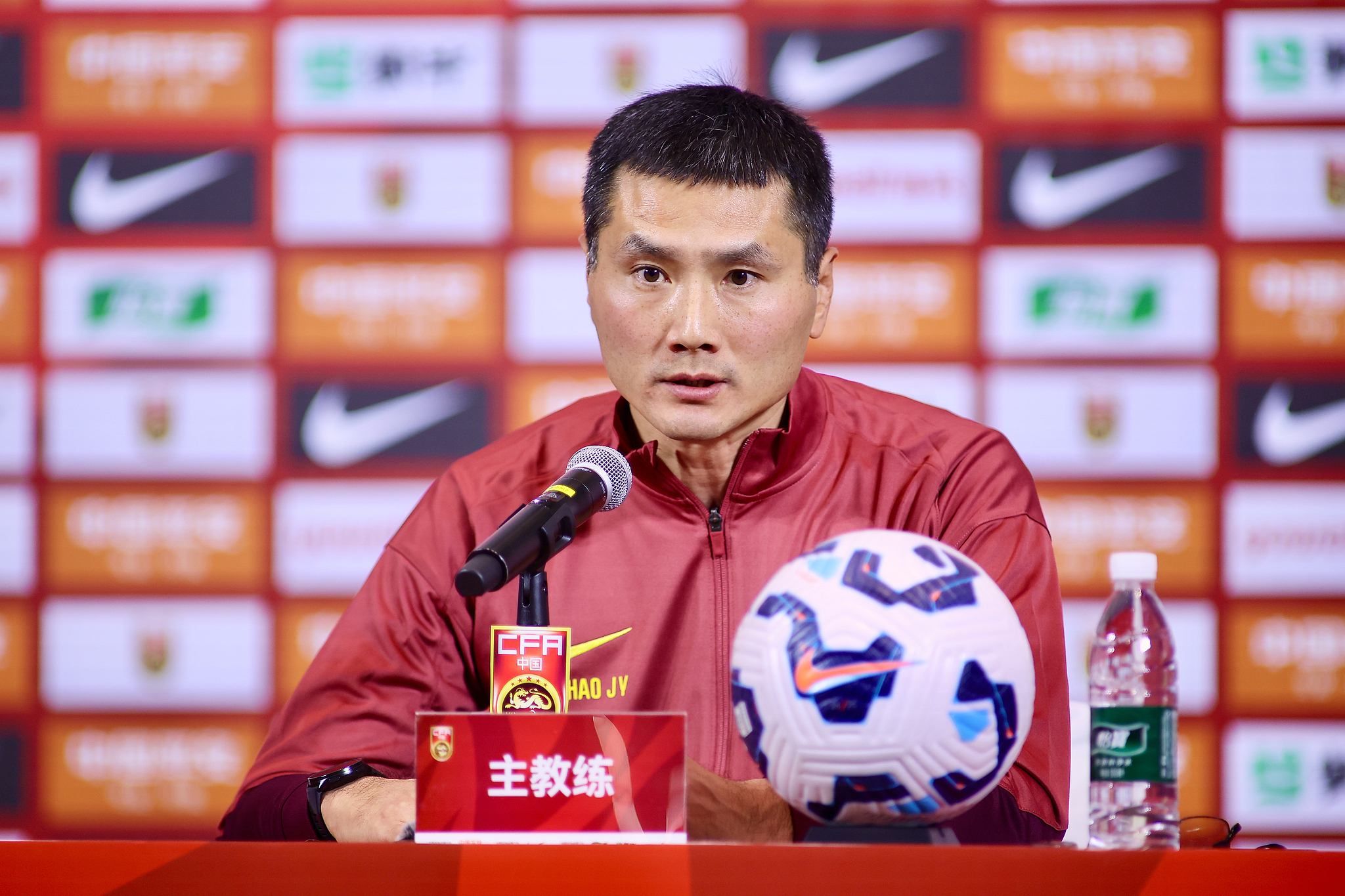 Chinese men's national football team coach Shao Jiayi speaks during his first official press conference in Zhaoqing, Guangdong, China, January 4, 2026. /VCG