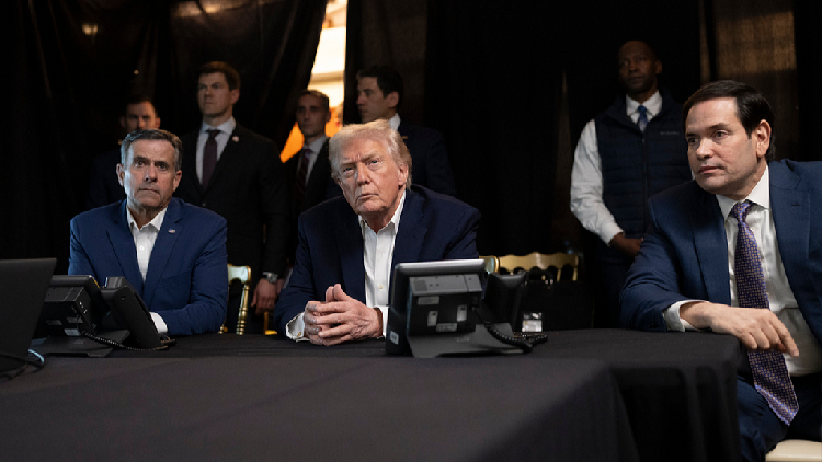 U.S. threatens Venezuela's acting president as Maduro awaits hearing